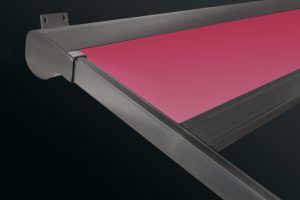 Die verschiedenen Halterungen ermöglichen fast alle Montagearten – auch an schwierigen Hausfassaden