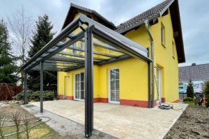 Terrassendach Panorama Maxi mit Wandversatz