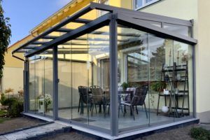 Terrassendach Panorama Smart als "Sommergarten"