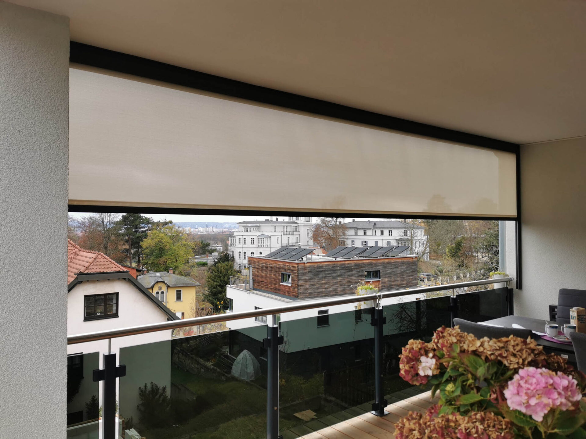 Senkrechtmarkise mit Kassette